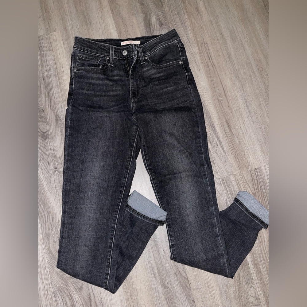 Classic Faded Black Women's Levi’s Jeans